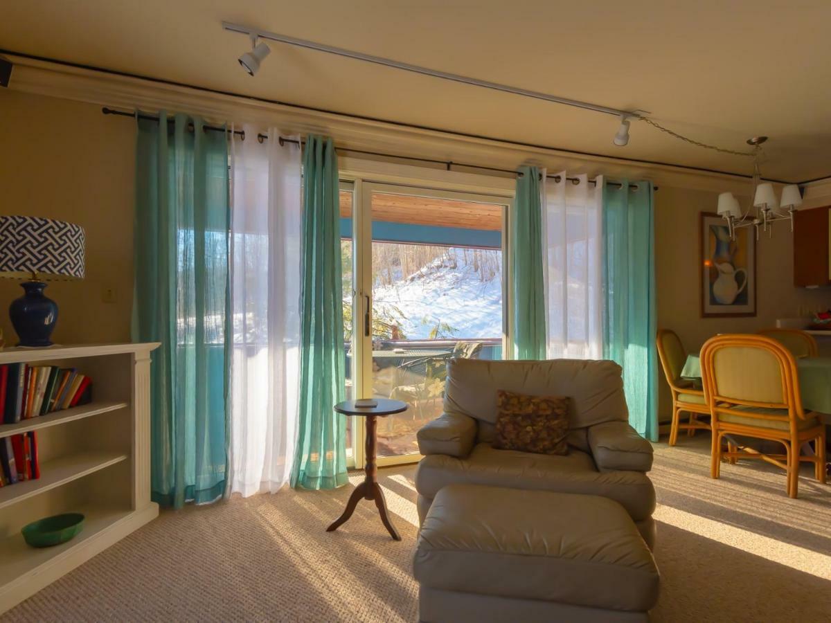 One-Bedroom Standard Apartment